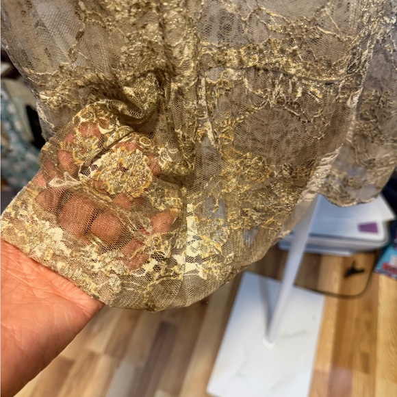 Lace Textured Scoop Neck Peplum Top - Taupe - Picture 6 of 7